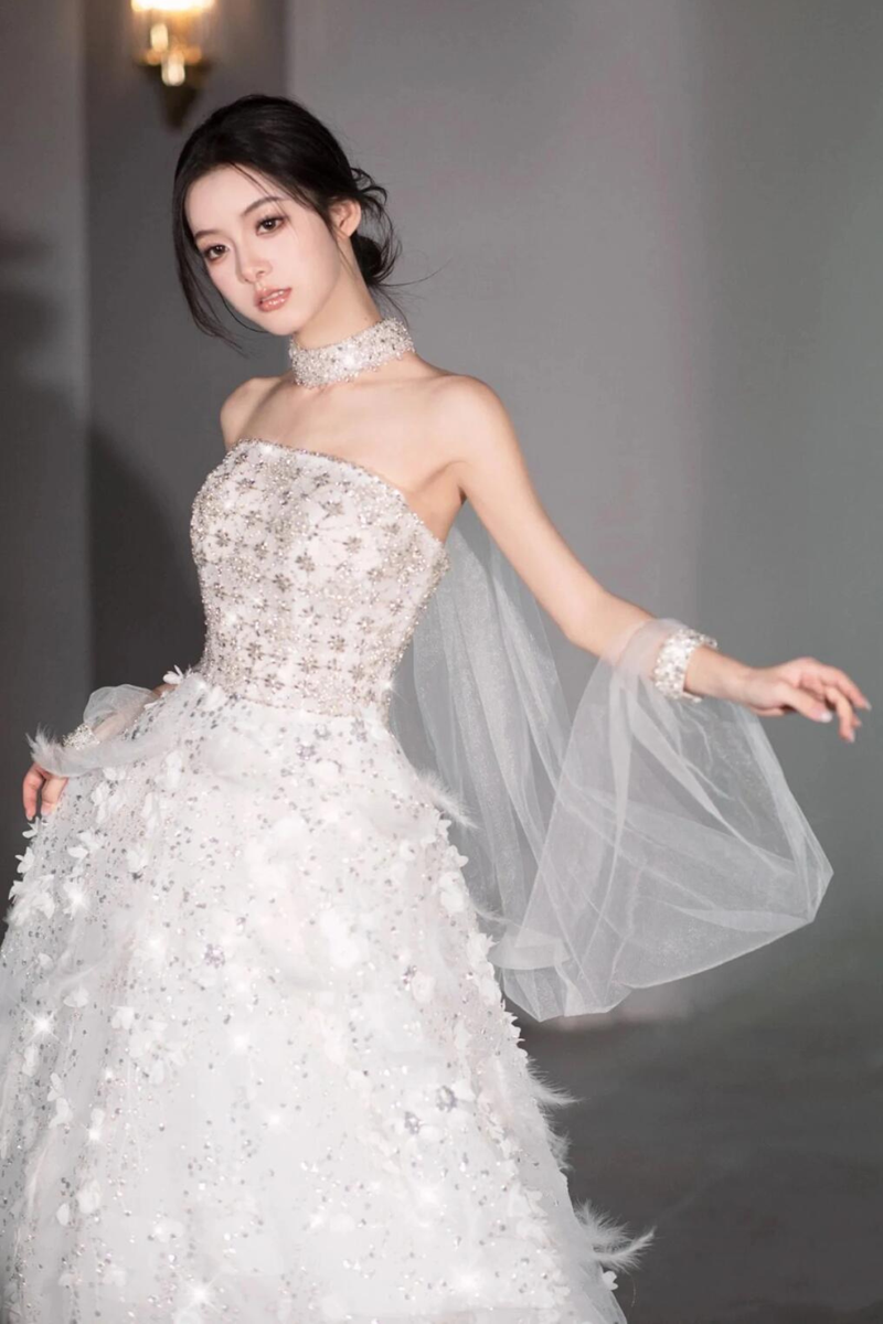 Snowie White Feather Gown