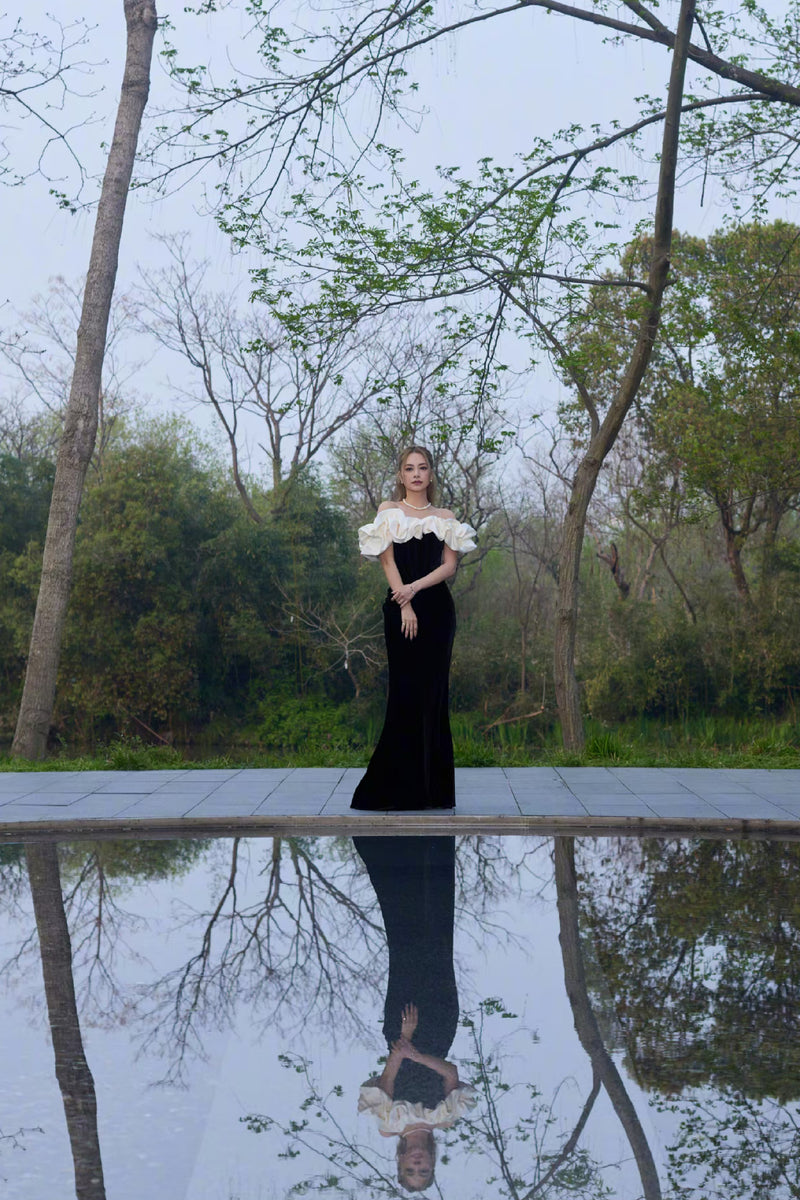MP Cloud Velvet Black Off Shoulder Gown GlamEdge Dress & Gown MP Cloud Velvet Black Off Shoulder Gown GlamEdge Dress & Gown