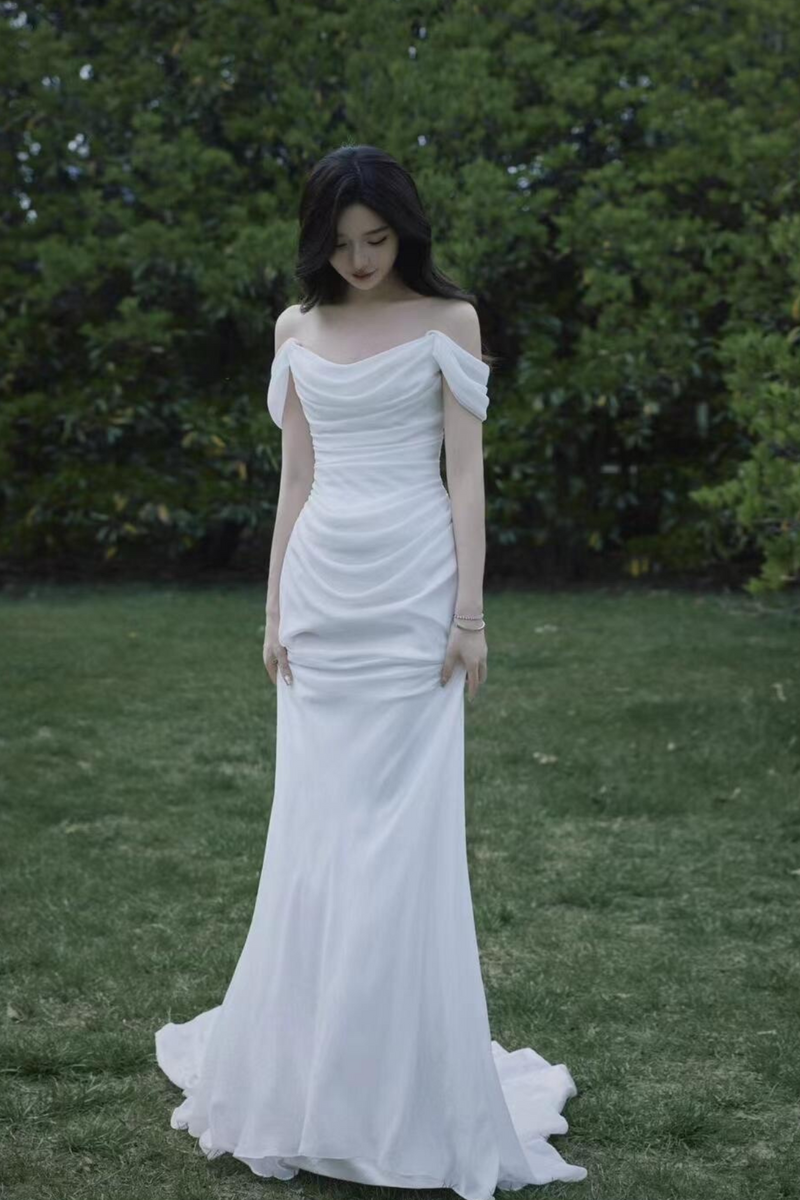 CS Noir Tulle White Gown