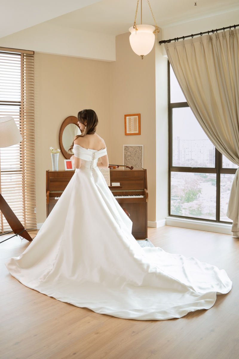 MP Galene Satin Gown