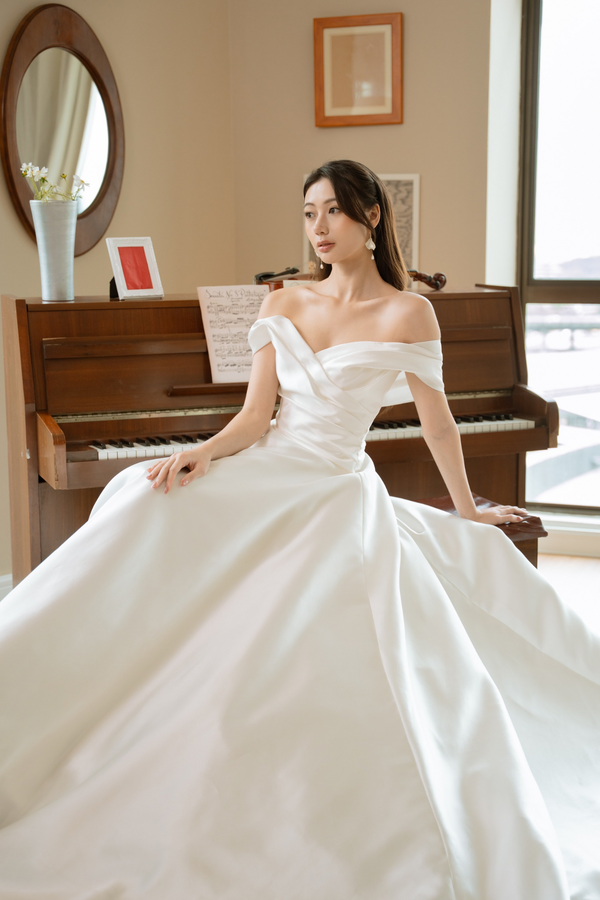 MP Galene Satin Gown