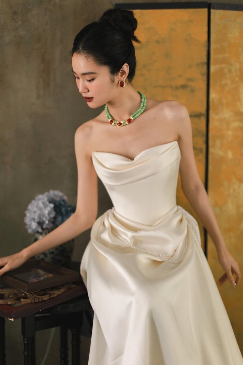 LX Opulent Pearl Satin Couture