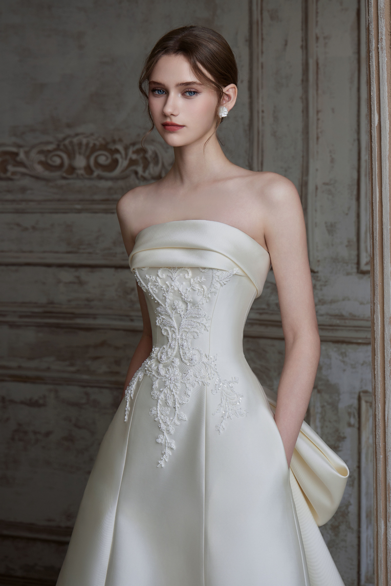 S Snow Poem Satin Couture