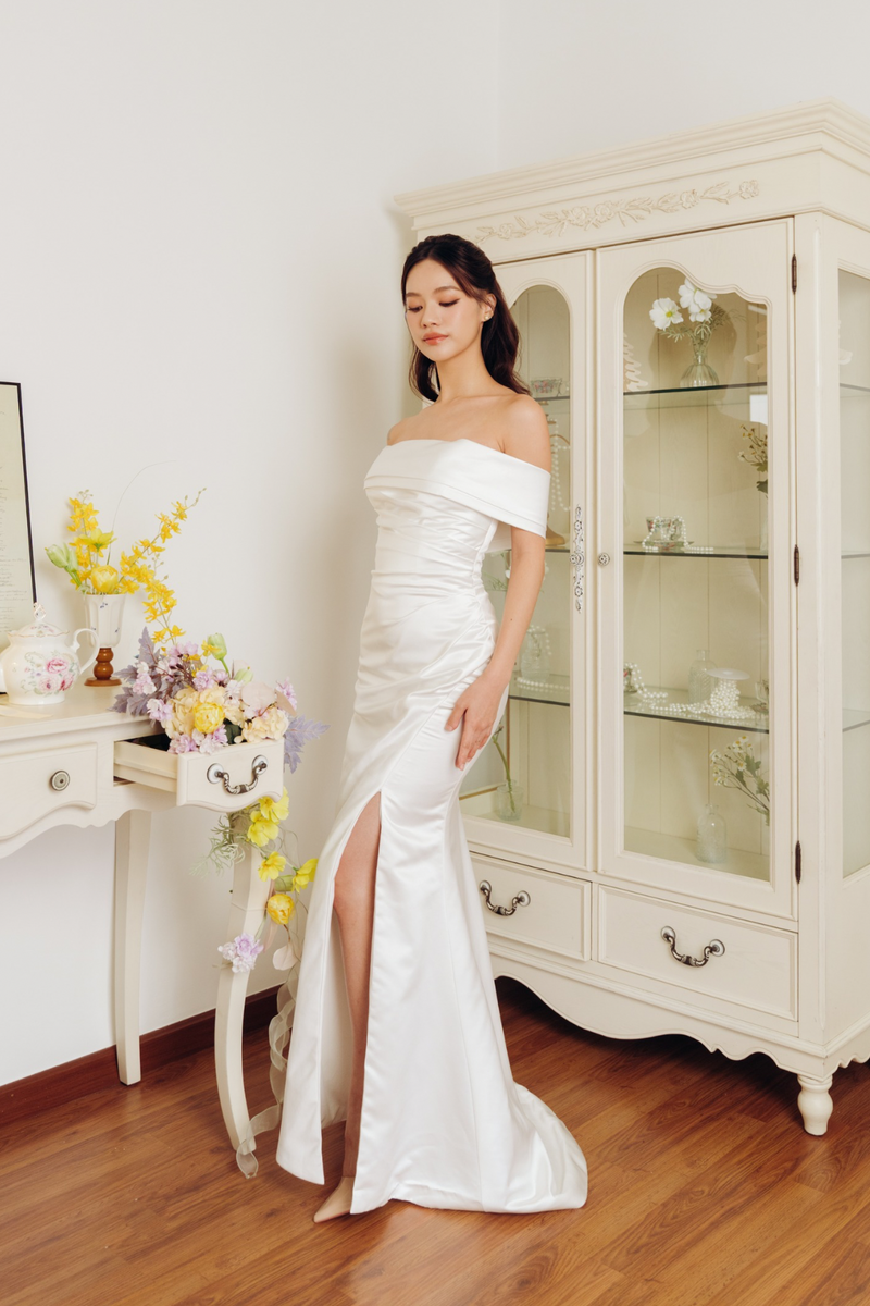 Leah Silk Off Shoulder Ivory Gown