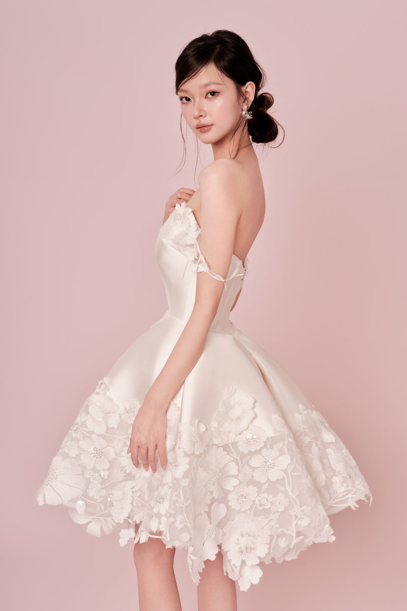 De Garbo Liora Floral Mini Lace White Gown