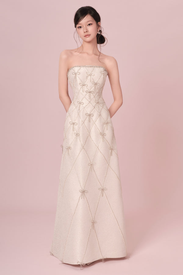 De Garbo Miuelle White Ribbon Gown