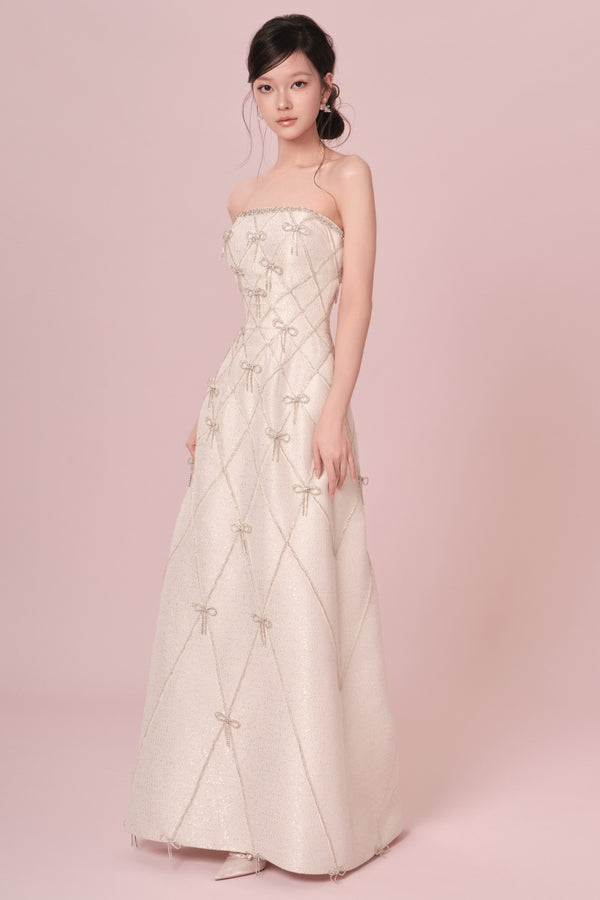 De Garbo Miuelle White Ribbon Gown