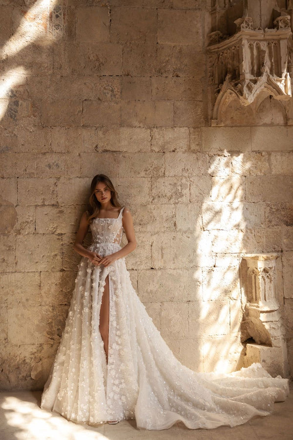 Eva Lendel Afida Gown