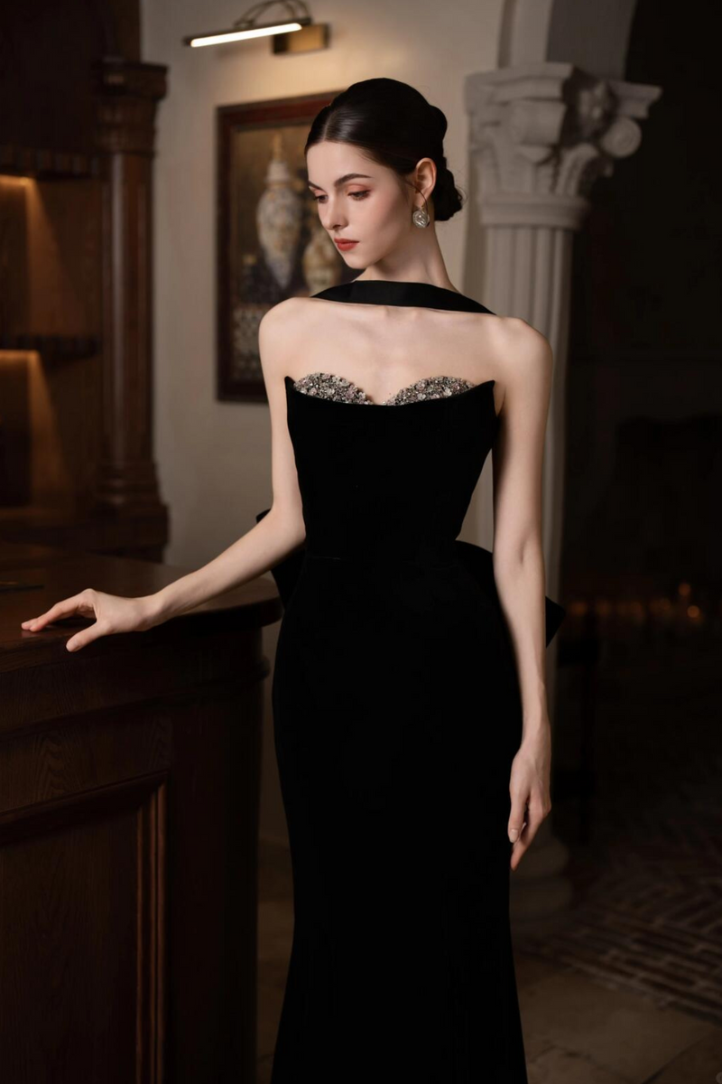 XJ Tillie Black Velvet Mermaid Gown