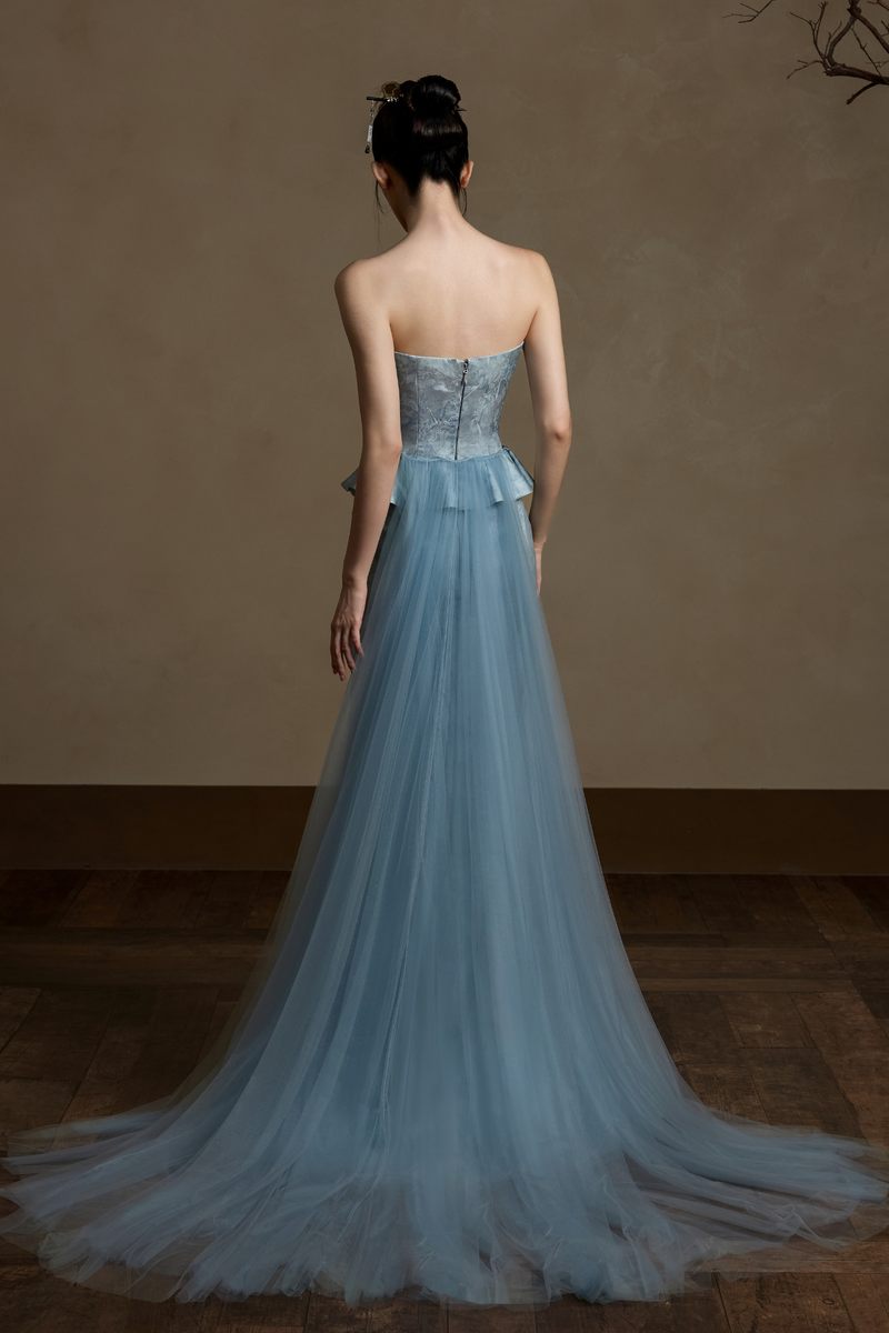 oriental blue dress S Auspicious Gown – GlamEdge & Gown Size:Poppy Parker navy blue party dress Monica Lewinsky attends Vanity weather wardrobe with our