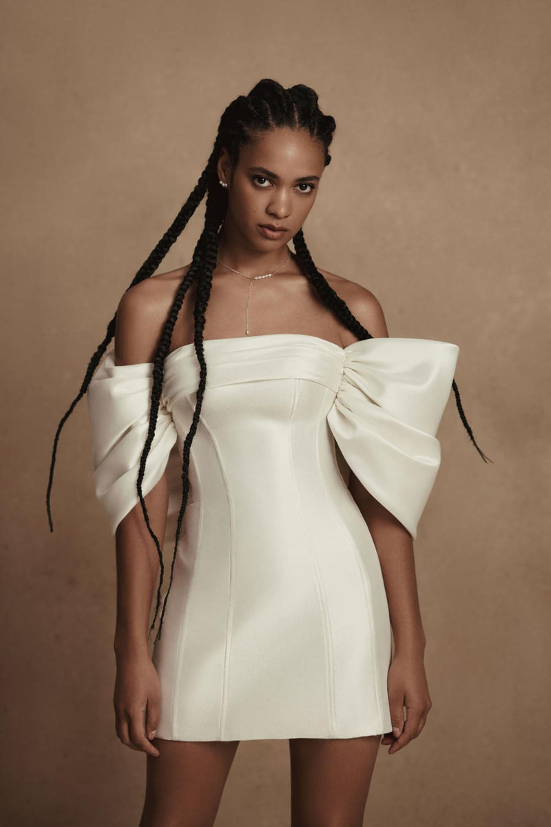 W Triss White Mini Off Shoulder Gown