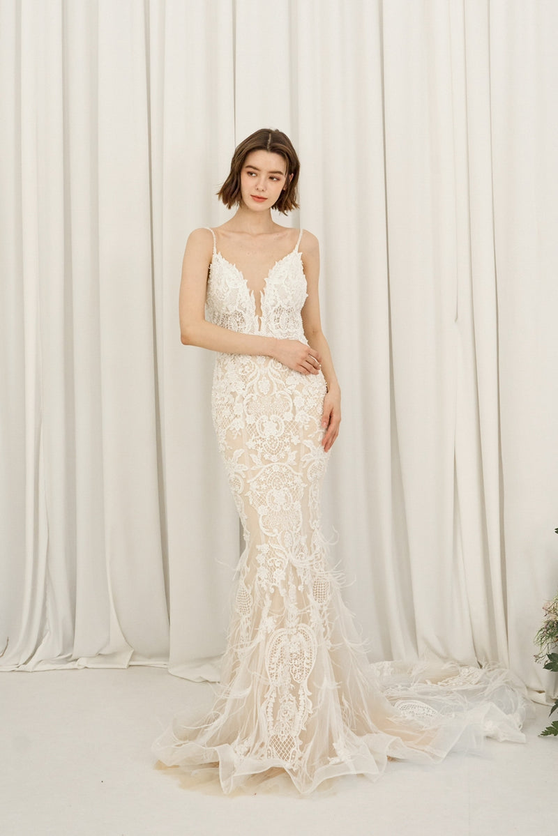 Furry Mermaid Lace Bridal Gown