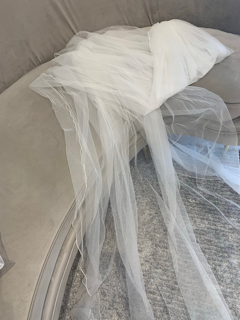 Floor length veil with comb