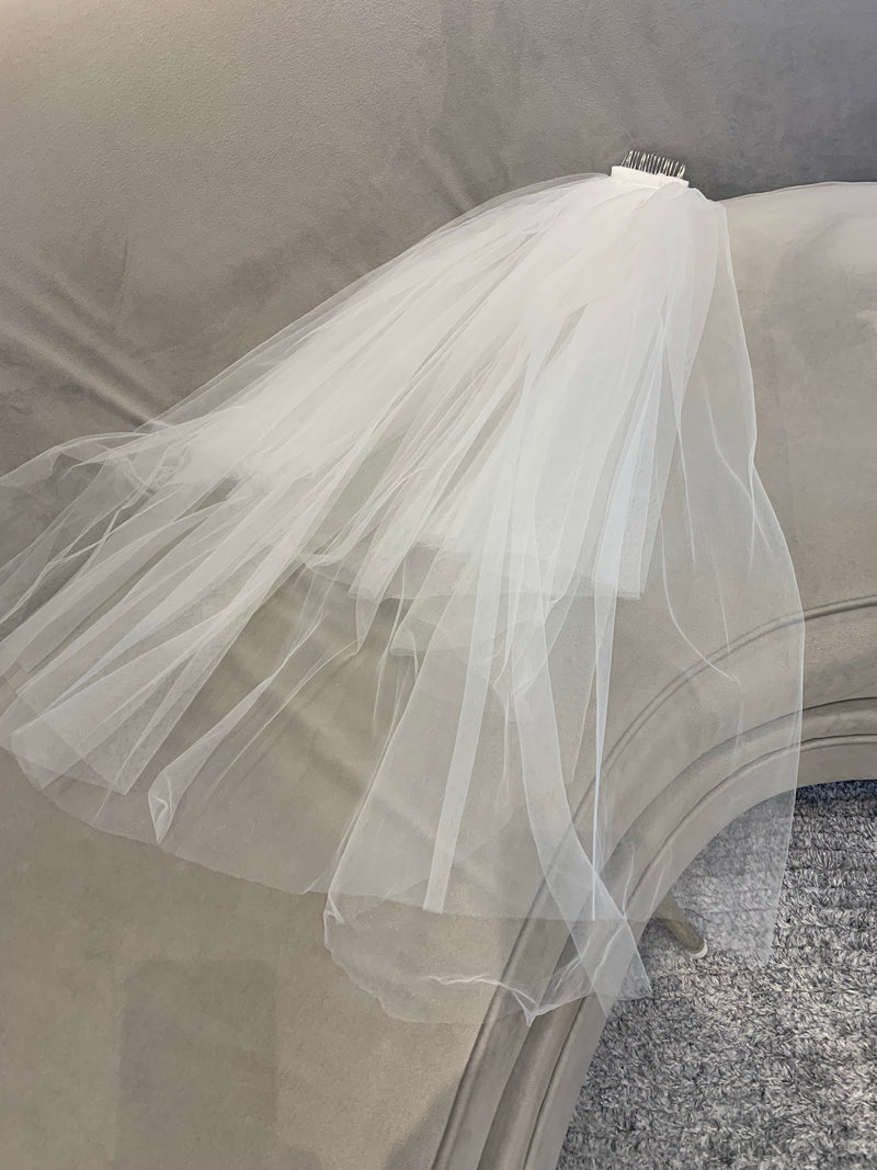 Medium veil with comb 2